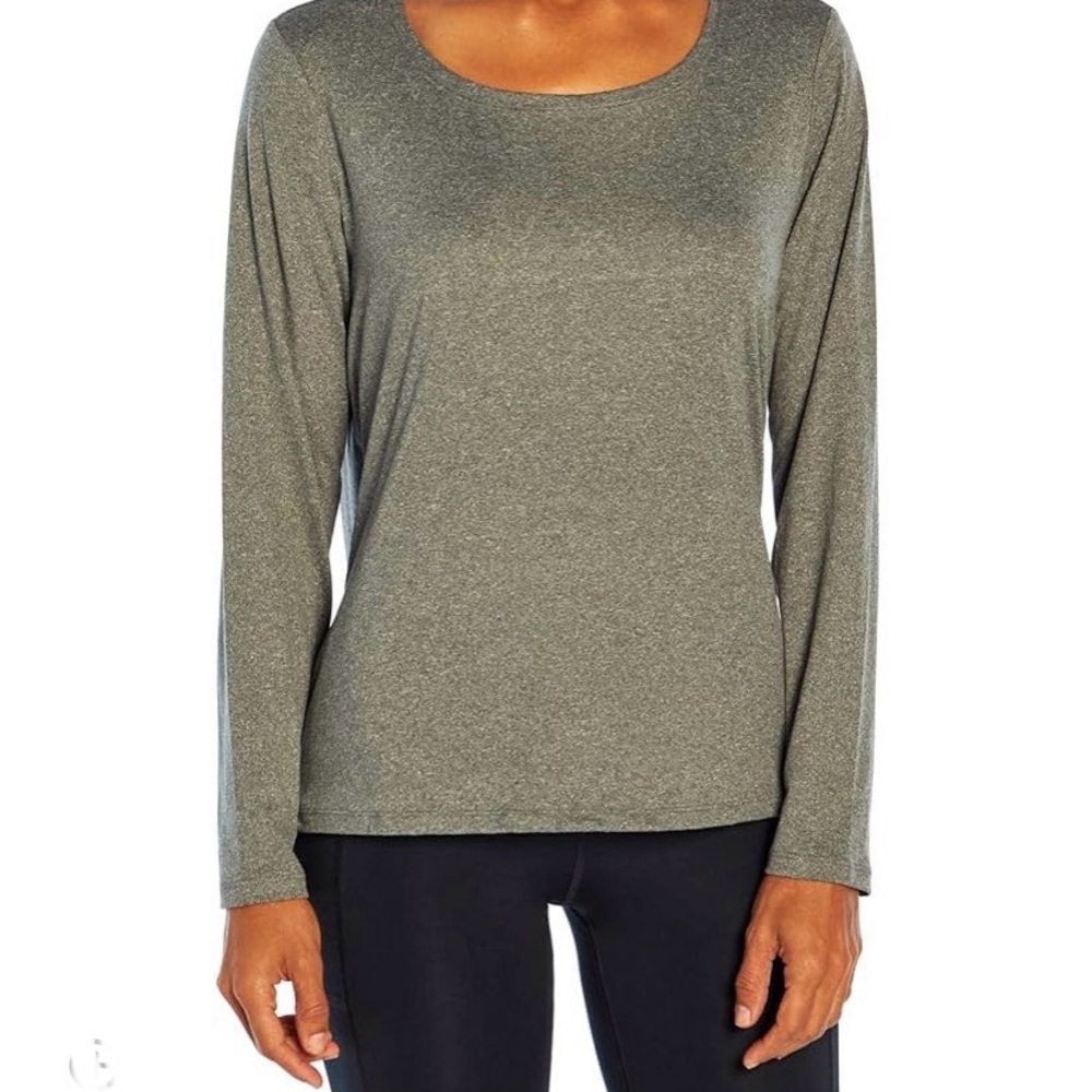 Yobha Heather Grey Round Neck Long Sleeve Tee Activewear Sz M Poly Blend NWT